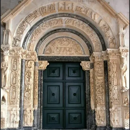 Dajana Feeling Of Trogir