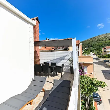 Dajana Feeling Of * تروغير